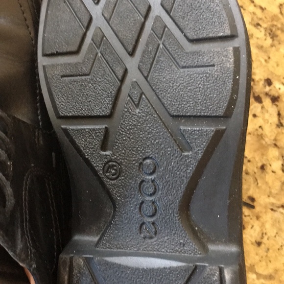ECCO Lace Dress Shoes - Picture 3 of 3